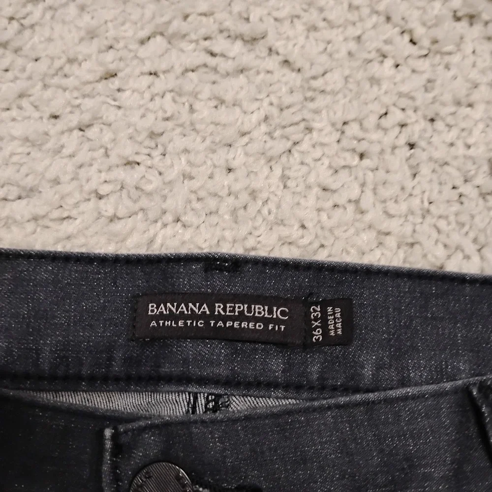 Banana Republic Jeans Mens 36x32 Black Denim Athletic Tapered Rapid Movement